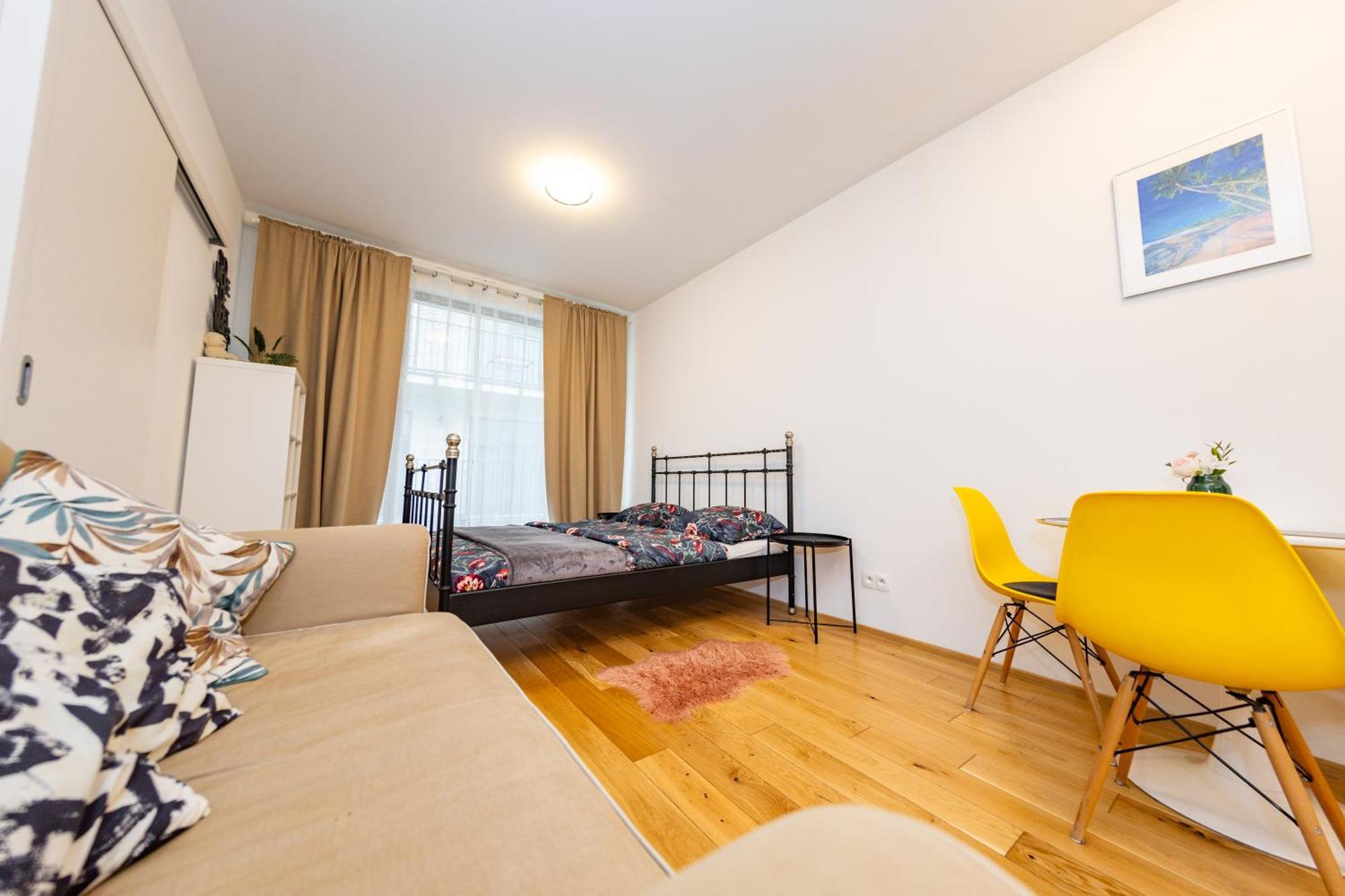 Lovely Studio Apartment, Free Parking 1,55 Hight Praga Zewnętrze zdjęcie